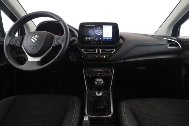 Suzuki S-Cross image 8