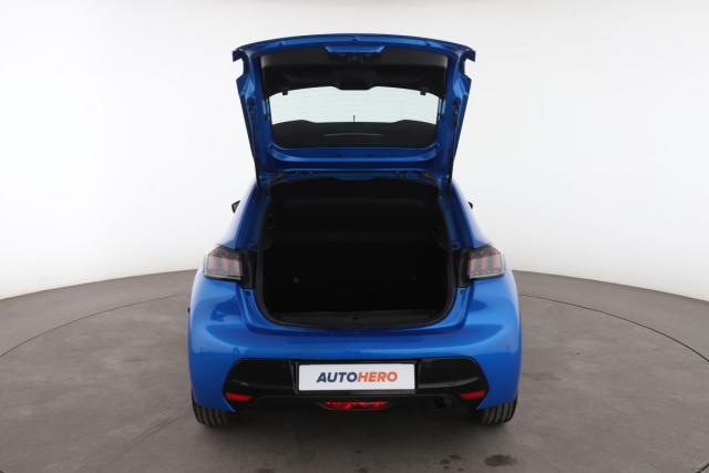 Peugeot 208 image 6