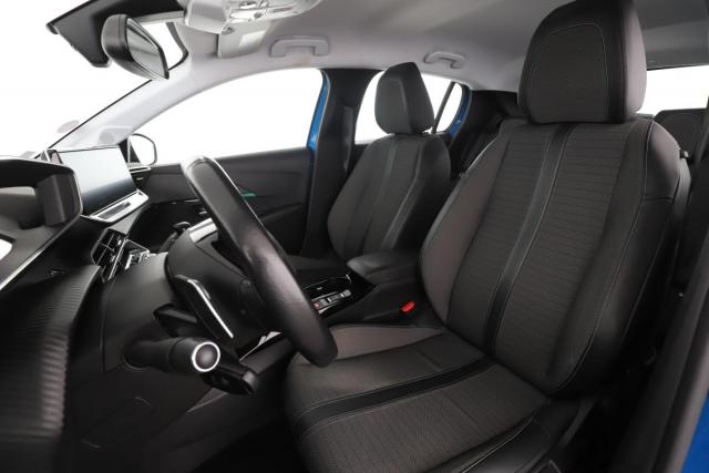 Peugeot 208 image 5