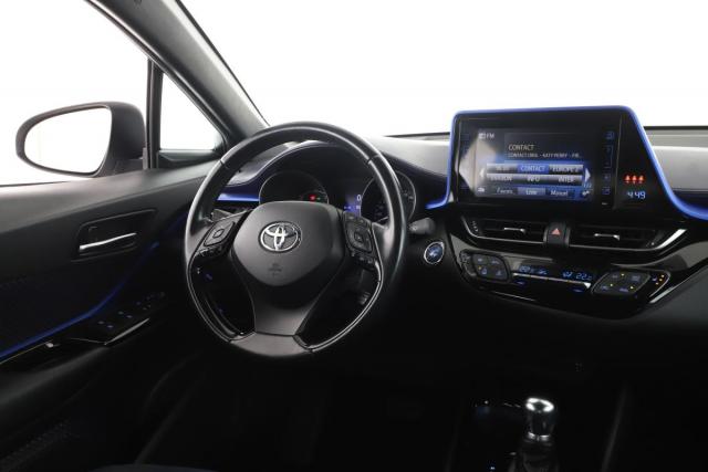 Toyota C-Hr image 9