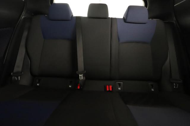 Toyota C-Hr image 3