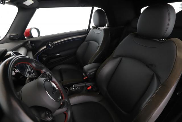 Mini Cabrio image 2