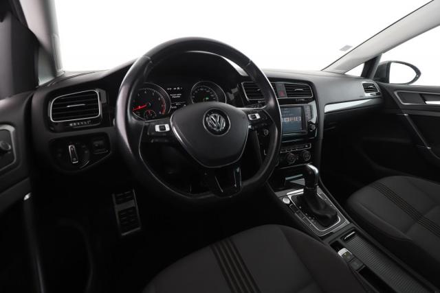 Volkswagen Golf image 3