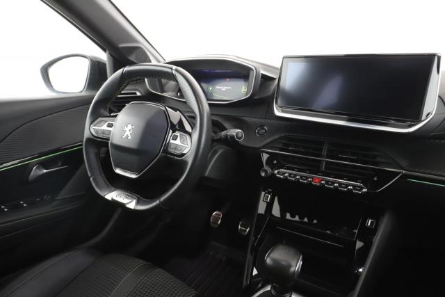 Peugeot 208 image 2
