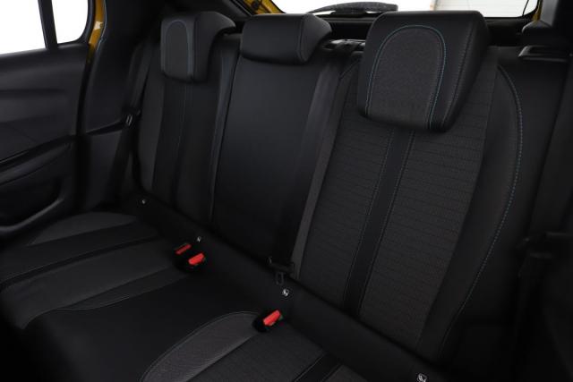 Peugeot 208 image 2