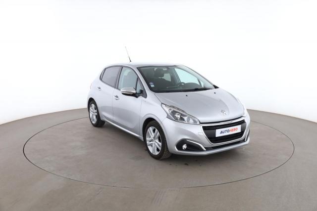 Peugeot 208 image 7