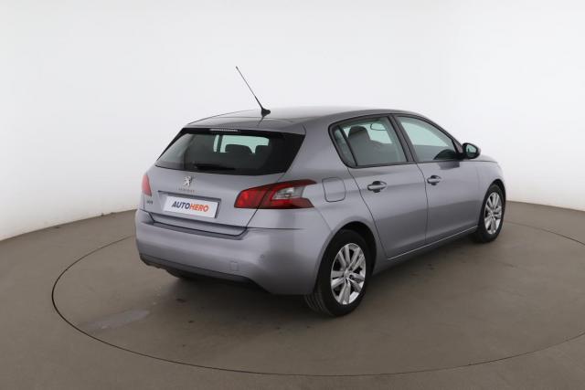 Peugeot 308 image 6