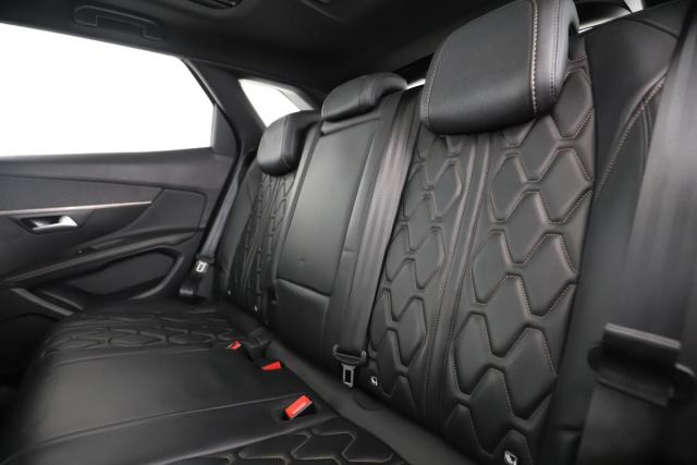 Peugeot 3008 image 3
