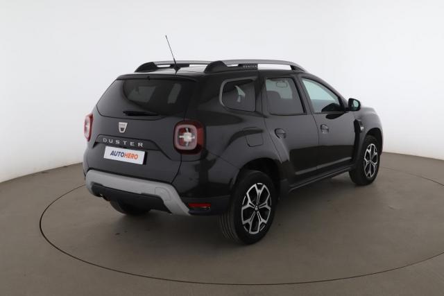 Dacia Duster image 1