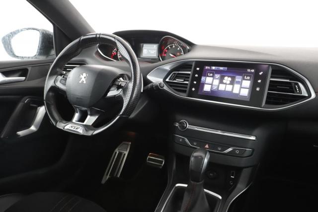 Peugeot 308 image 2