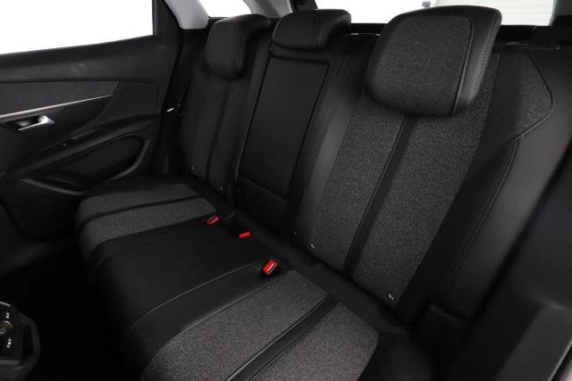 Peugeot 3008 image 1