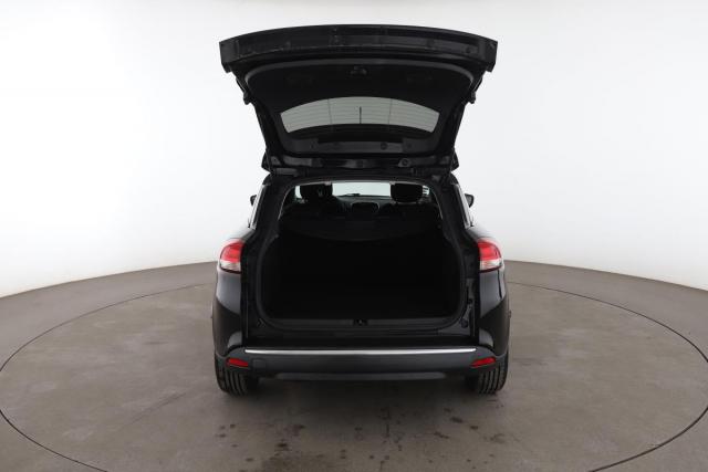 Renault Clio Estate image 9