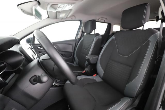 Renault Clio Estate image 5
