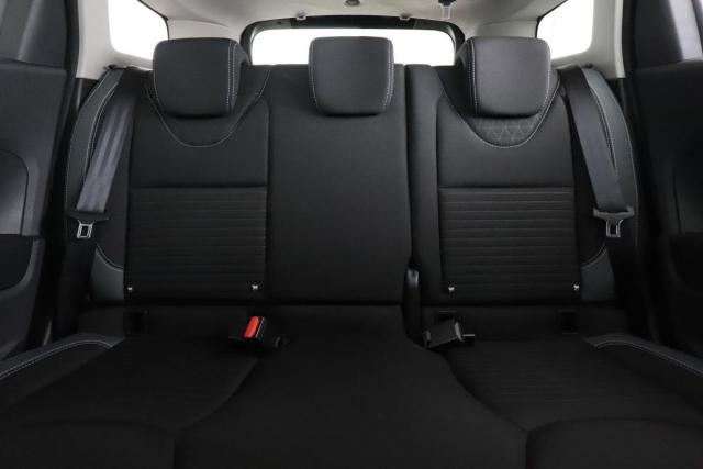 Renault Clio Estate image 8