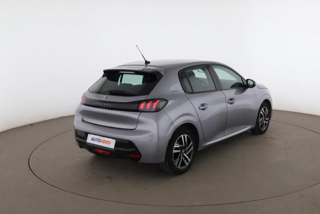 Peugeot 208 image 5