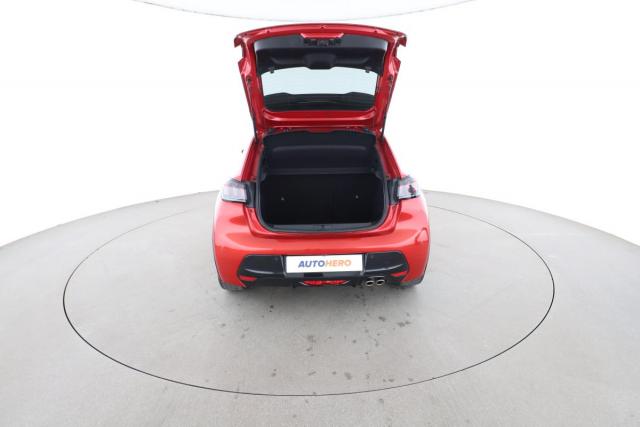 Peugeot 208 image 2