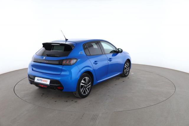 Peugeot 208 image 6