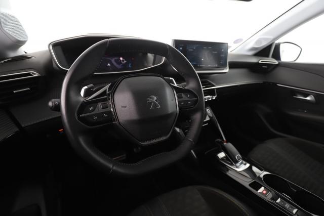 Peugeot 208 image 2