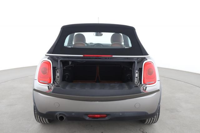 Mini Cabrio image 2
