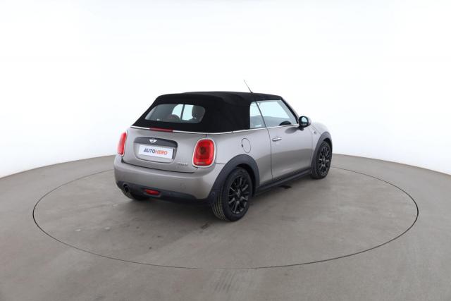 Mini Cabrio image 5