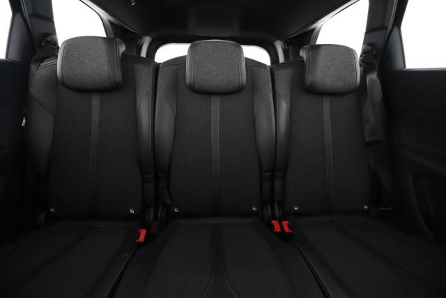 Peugeot 5008 image 8