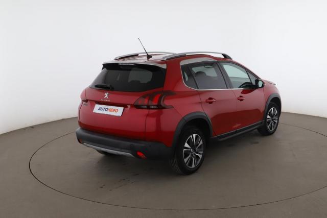 Peugeot 2008 image 4