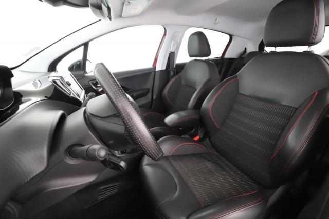 Peugeot 208 image 4