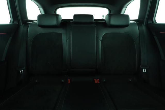 Skoda Superb Combi image 7