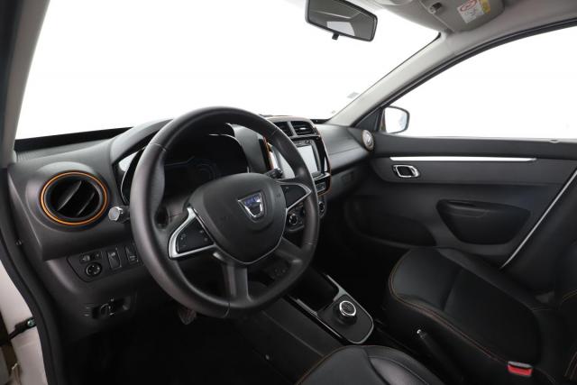 Dacia Spring image 2