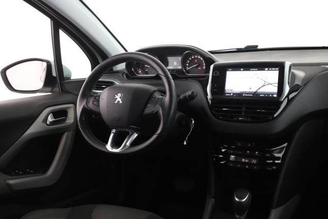 Peugeot 2008 image 6