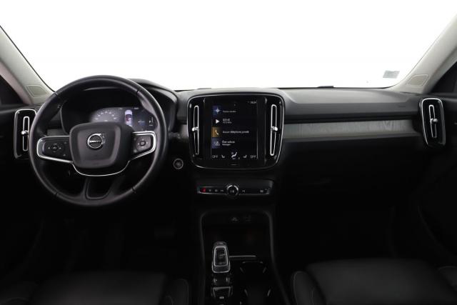 Volvo Xc40 image 4