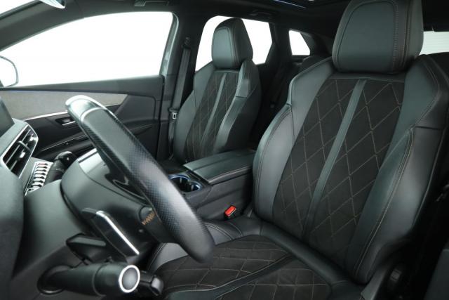 Peugeot 3008 image 8