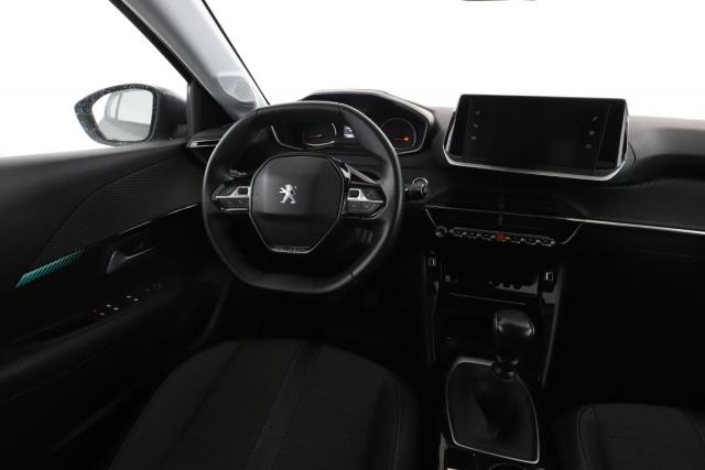 Peugeot 208 image 6