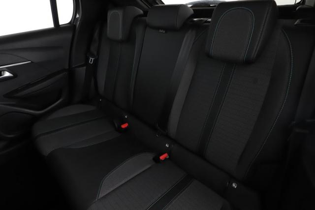 Peugeot 208 image 5