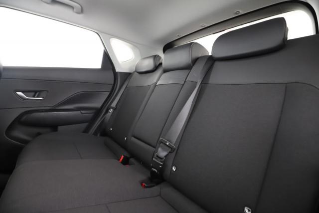 Hyundai Kona image 3
