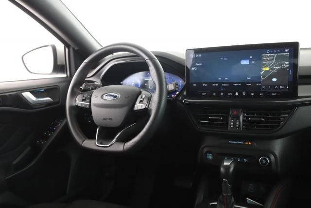 Ford Focus image 6