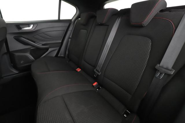 Ford Focus image 5