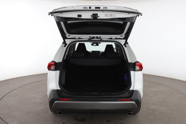 Toyota Rav4 image 2