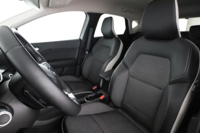 Renault Captur image 2