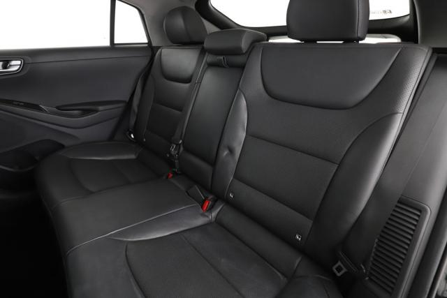Hyundai Ioniq image 2