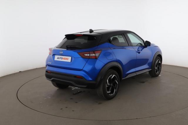 Nissan Juke image 8