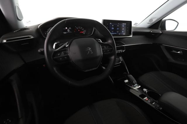Peugeot 2008 image 1