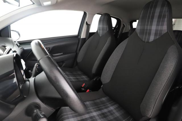 Peugeot 108 image 3