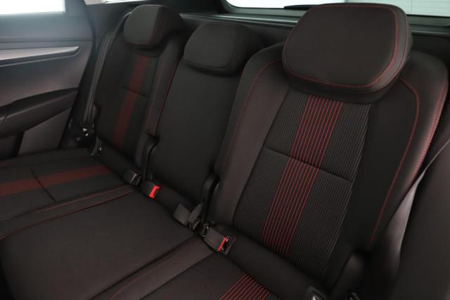 Skoda Karoq image 1
