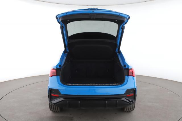 Audi Q3 Sportback image 9