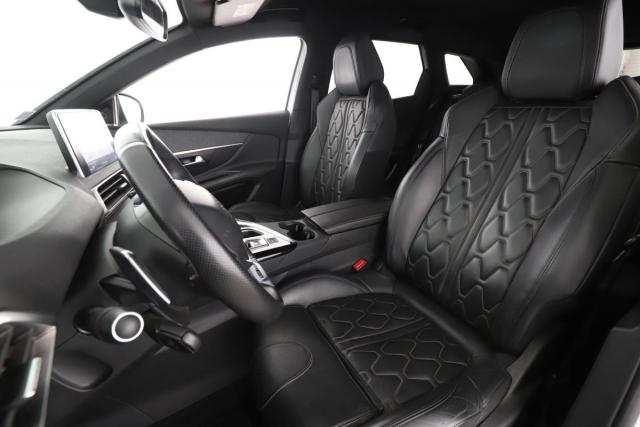 Peugeot 3008 image 8
