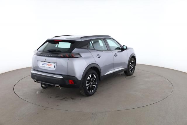 Peugeot 2008 image 8