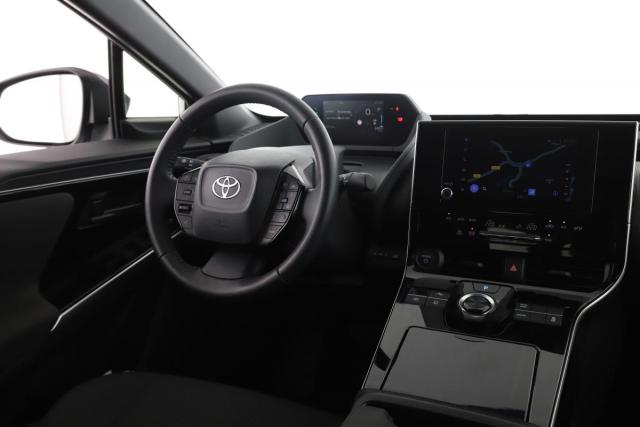 Toyota Bz4x image 2