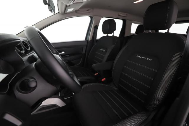Dacia Duster image 1