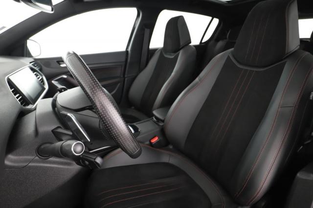 Peugeot 308 image 9
